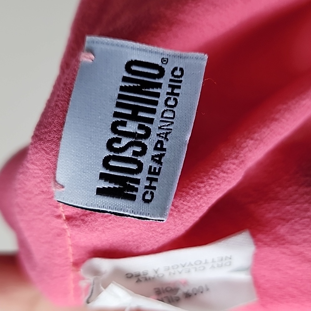Moschino 100% Silk Two Layer Scalloped Hem Lightweight Scarf - Picture 5 of 8